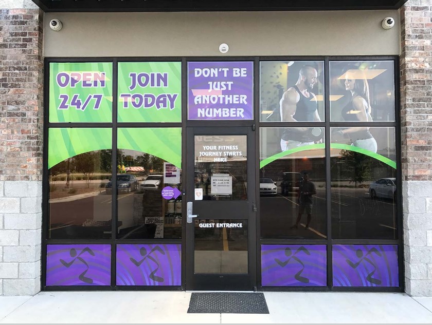 Window Graphics, Dubai – Custom Vinyl Window Decals and One-Way Vision Graphics for Storefronts and Retail Windows by INFOCUS, UAE